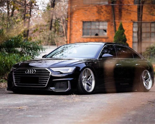Audi A6 airride modified stick to the ground charm