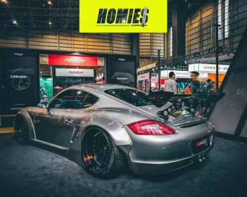 Explosive attitude Porsche 911 airride modification is popular