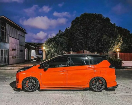 Bronze hard tube shape Mitsubishi Xpander airride Thai style