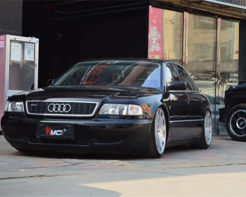 Audi A8D2 Airride: The Perfect Combination of Low Profile Charisma and Outstanding Performance