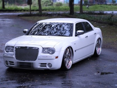 A Match Made in Comfort: Chrysler 300C and Air Ride Suspension