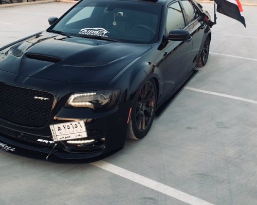 Unleashing Elegance and Power: The Chrysler 300C’s Airride Transformation